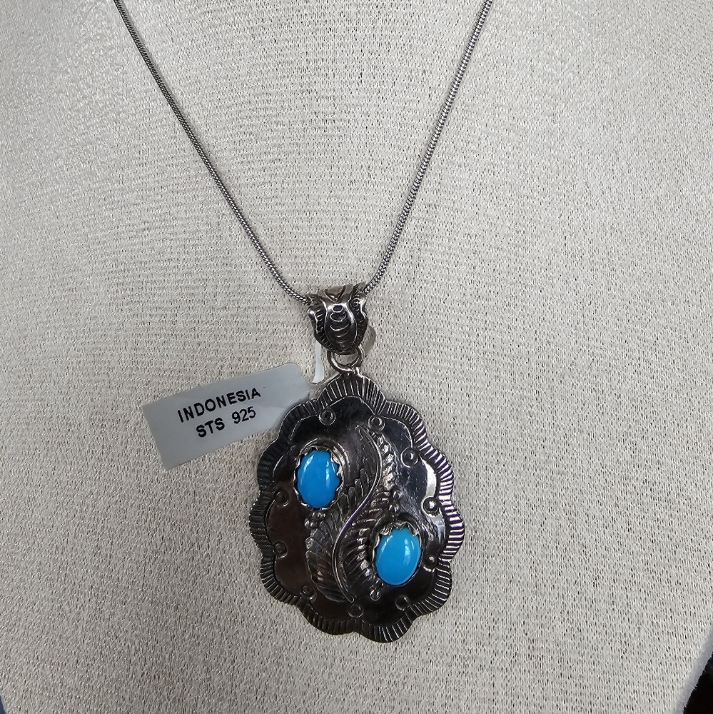 Native American Style Sleeping Beauty Necklace in Sterling Silver NWT! - Picture 3 of 5